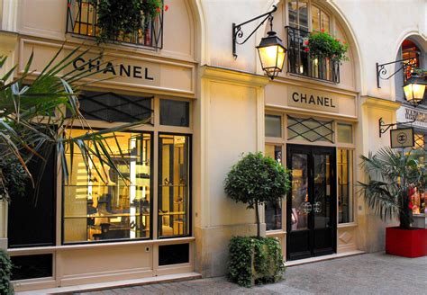 chanel outlet store paris|chanel handbag store paris.